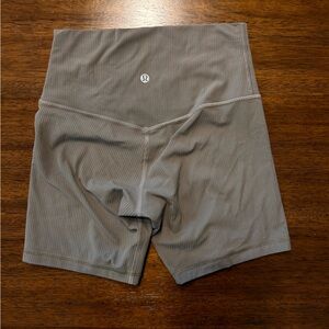 Ribbed 4” lululemon align biker shorts